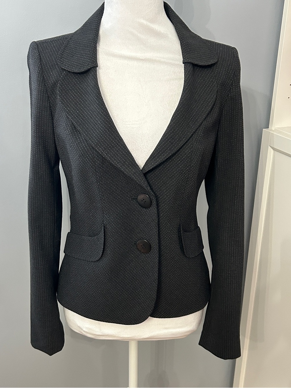 Classiques Entier Women's Size 2 Wool Blend Pinstripe Peplum Blazer Jacket